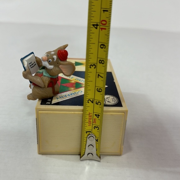 Vtg 1984 Hallmark Matchbook Mice Christmas Decoration Music Box - Picture 15 of 15